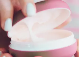 ¿Cómo cuidarse las manos?